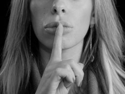 Frasi sugli insopportabili Frasi sugli insopportabili