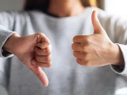 Frasi sulle persone Negative